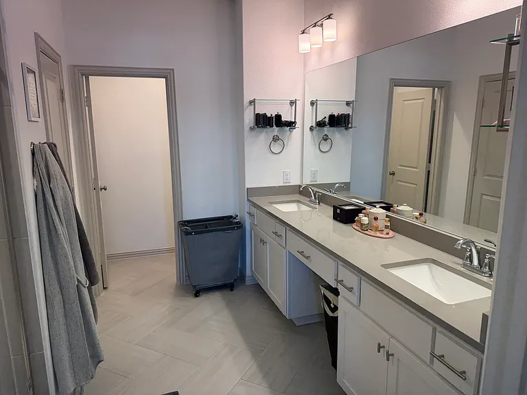 6073 Roper Rd — Photo 9