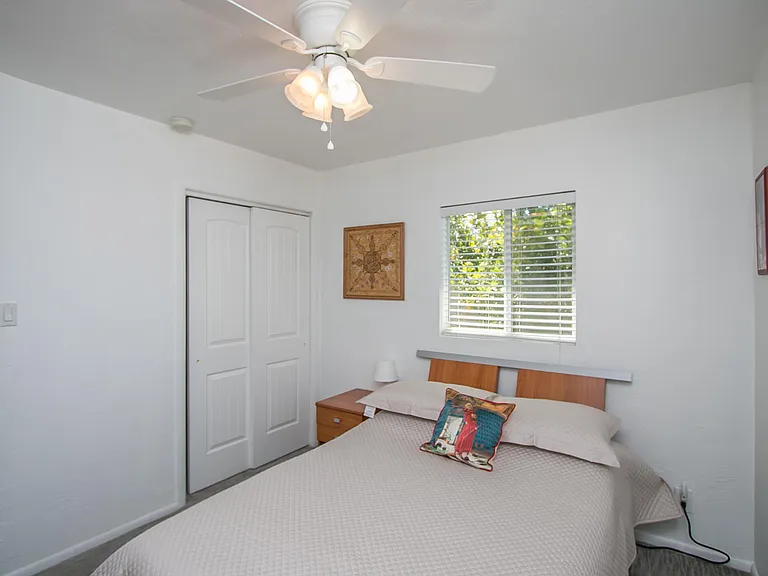 2514 E Campbell Ave — Photo 6