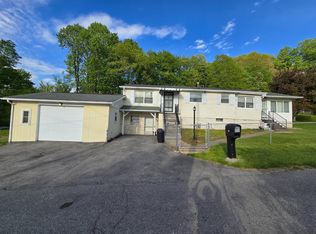 170 Bradley School Rd, Mount Hope, WV 25880