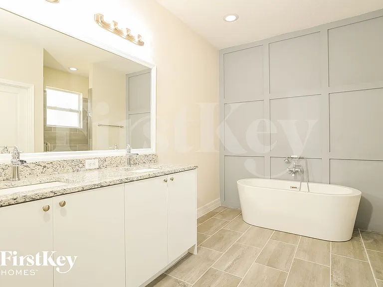 601 Dunlin Ln — Photo 8