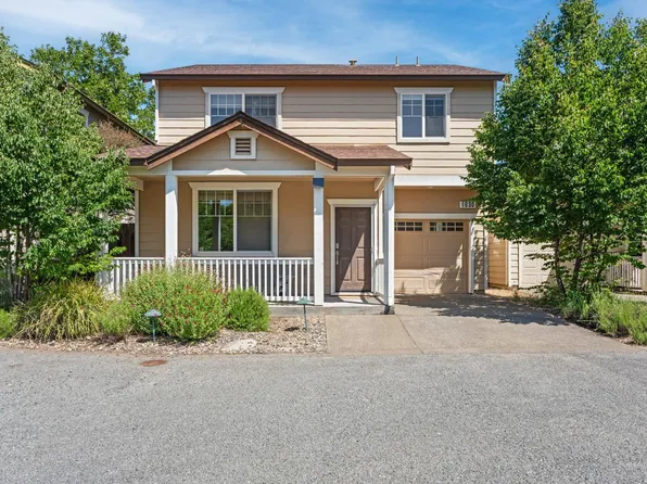 1030 Cottage Lane, Ukiah, CA 95482