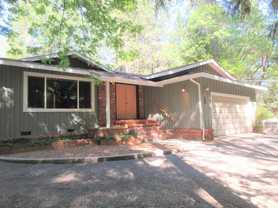 1st image of 210 Alpine Dr