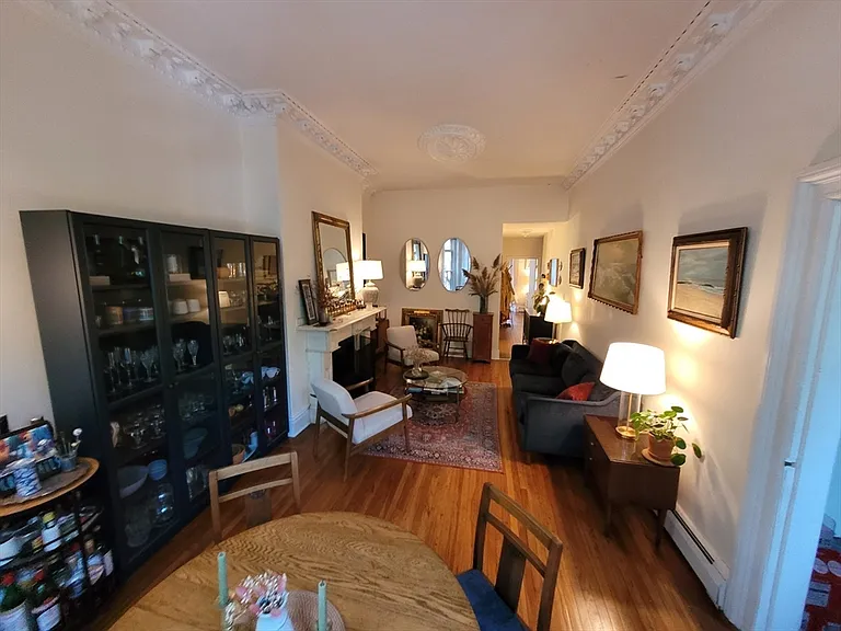 30 Holyoke St #2 — Photo 7