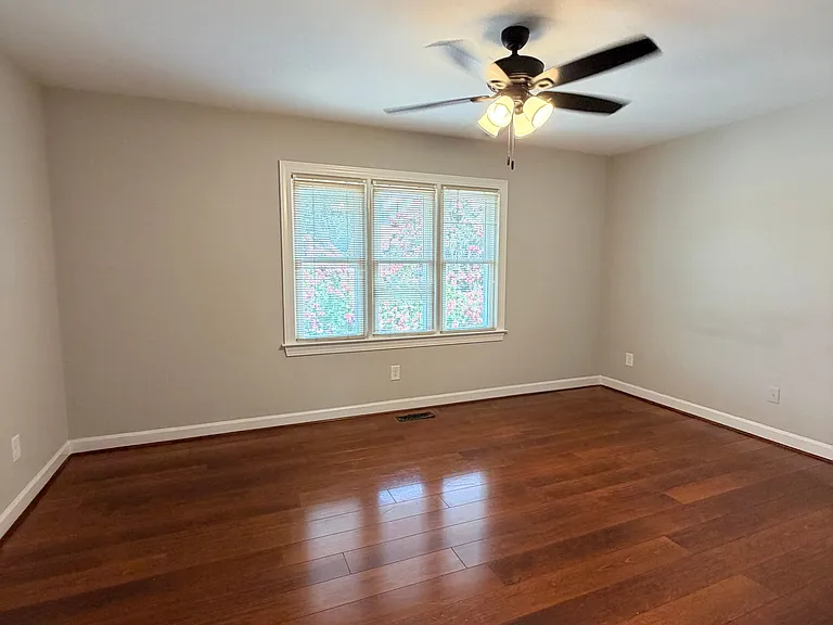 351 S Cherry St — Photo 34