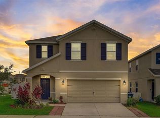 10237 Mangrove Well Rd, Sun City Center, FL 33573