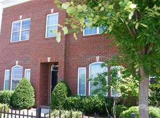 3252 Beaumont Centre Cir, Lexington, KY 40513