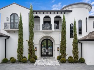 111 Via Palacio, Palm Beach Gardens, FL 33418