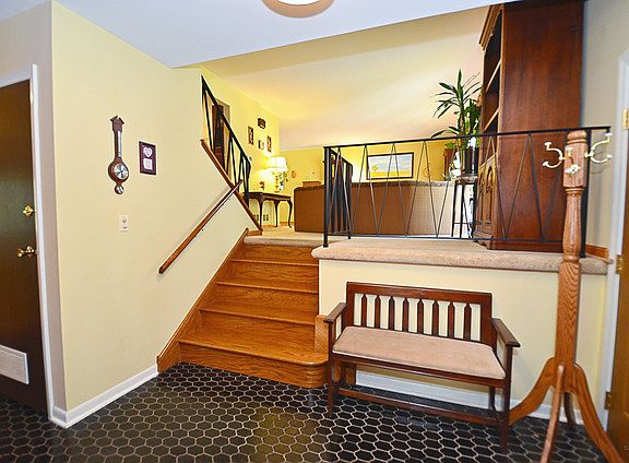 4th image of 1131 S Fernandez Ave