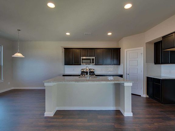 2nd image of 1809 Virtue Port Ln