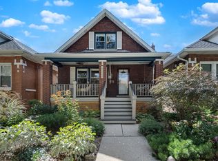 5023 W Oakdale Ave, Chicago, IL 60641