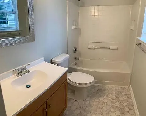 604 Railway Ct — Photo 11