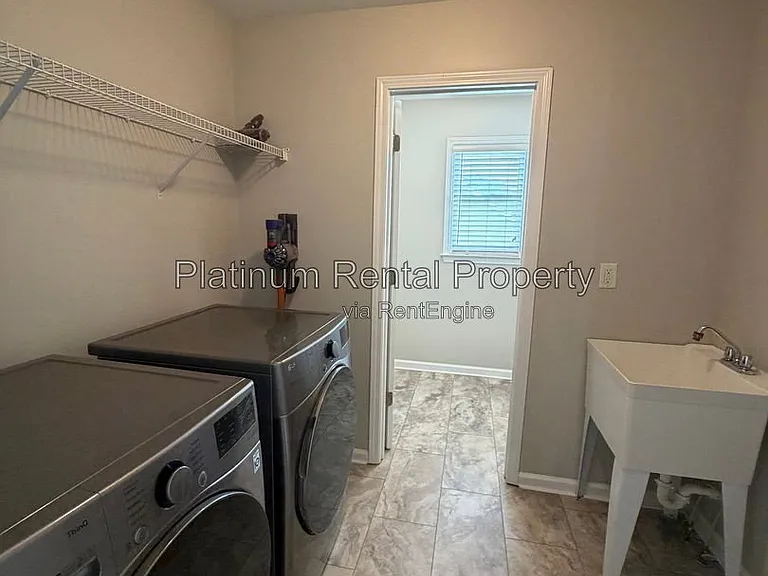 2620 Gentry Walk Ct — Photo 37