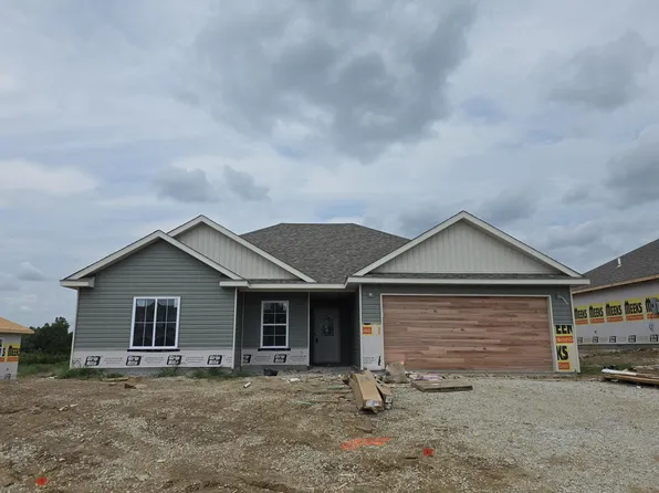 3113 Pompey Dr, Columbia, MO 65202