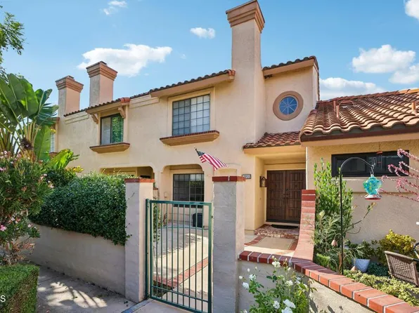 390 Country Club Dr Unit B, Simi Valley, CA 93065