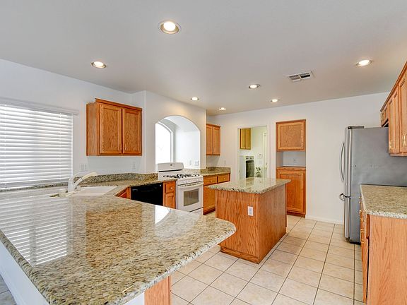 4th image of 10931 Carberry Hill St