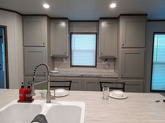 2nd image of 1 Siesta Ln
