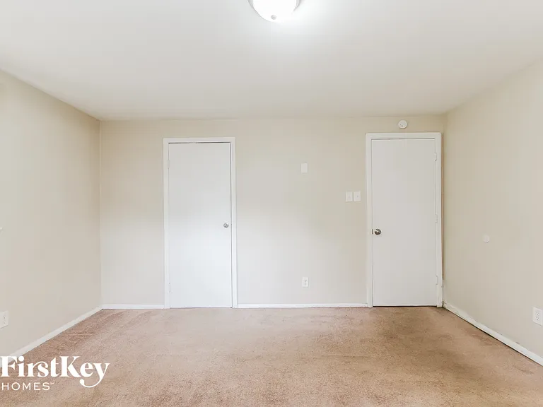 1733 Alimingo Dr — Photo 8
