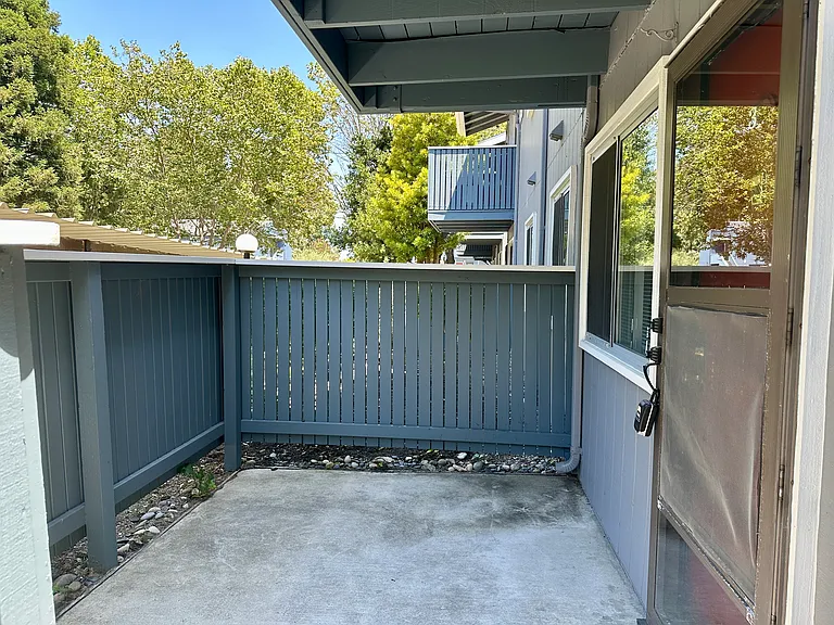 410 Boardwalk Ave #3 — Photo 13