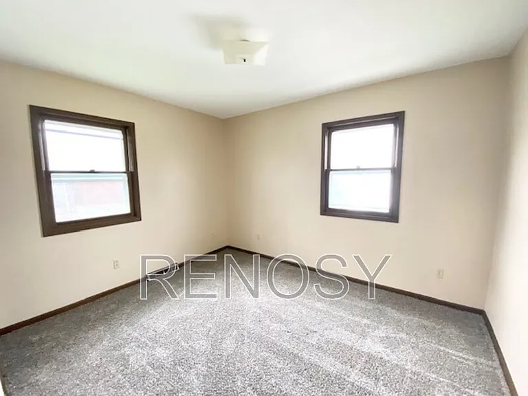 3314 Valdez Ct — Photo 10