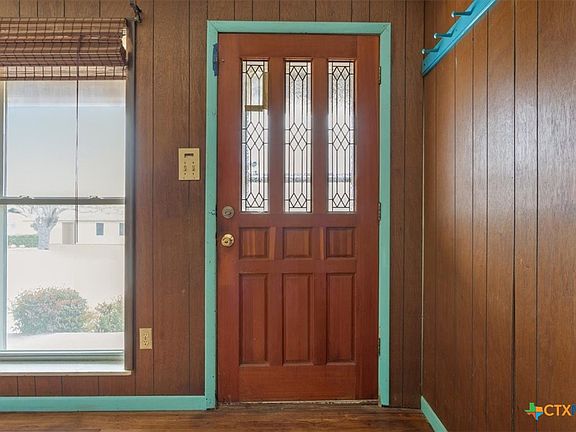 5th image of 1006 S 27th St