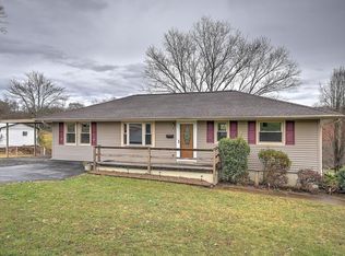 605 Midfield Ave, Kingsport, TN 37665