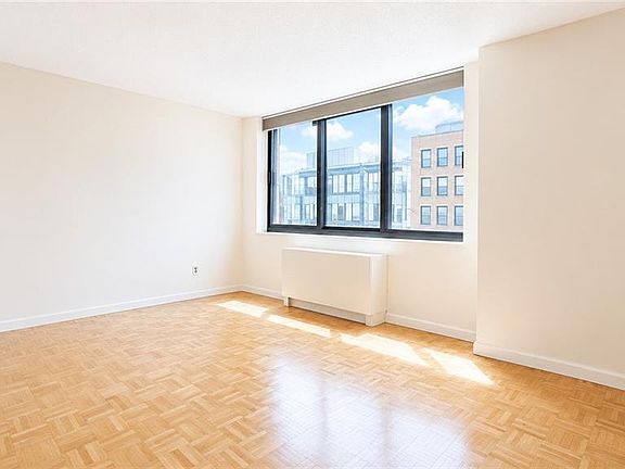 2nd image of 376 Broadway APT 3F
