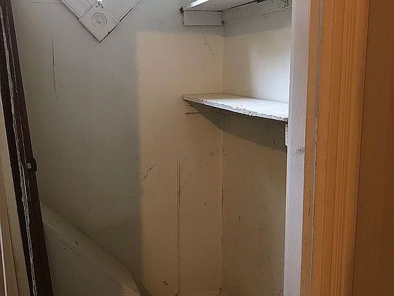 2nd image of 923 McPherson Ave