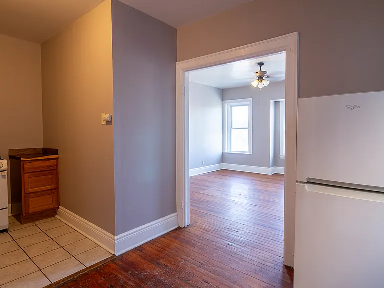 1711 Main St #F — Photo 3