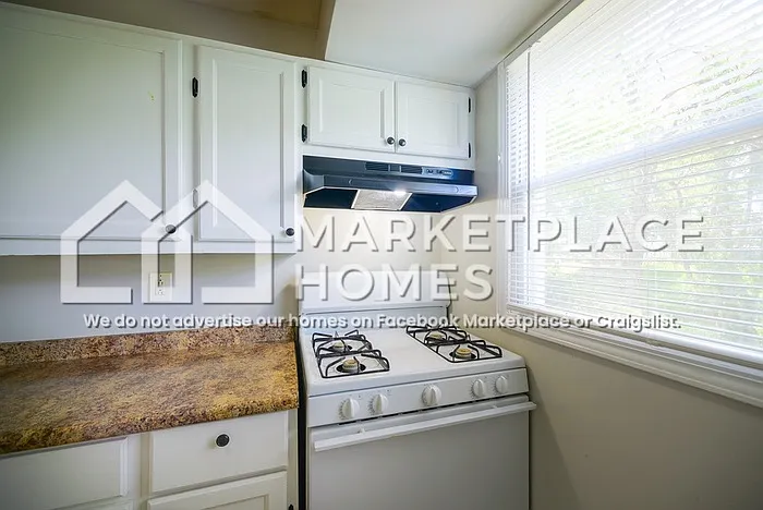 312 Banff Cir — Photo 12