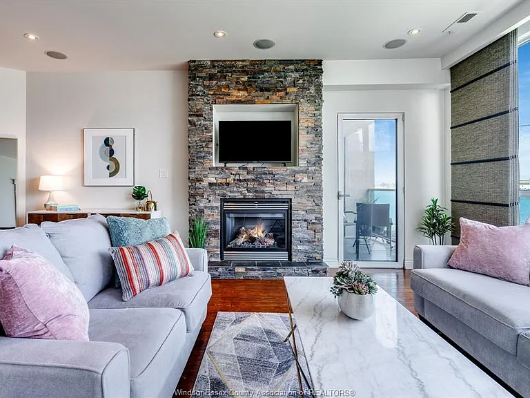 1225 Riverside Dr E #202 — Photo 14