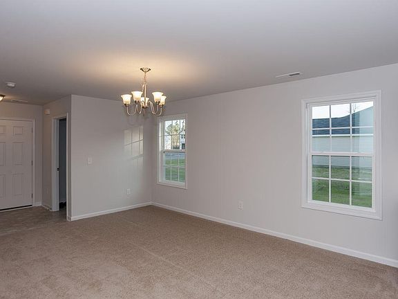 004 Dining Area Compressed