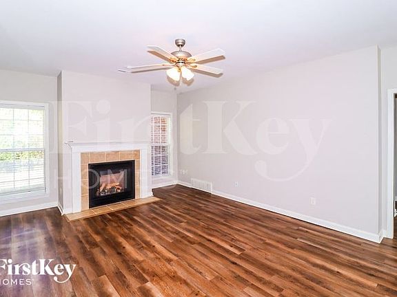 3rd image of 8570 Griffin Park Dr