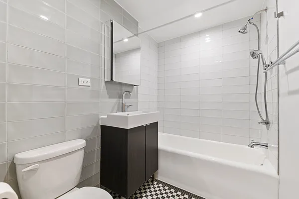 Rented by Douglas Elliman | media 24