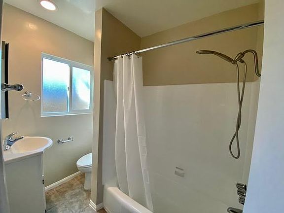 5th image of 720 E Mountain St APT 5