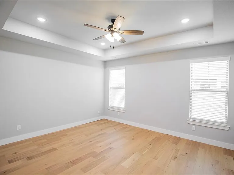 7843 Range Ave — Photo 13