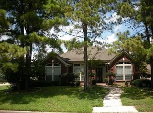 8415 Trophy Place Dr, Humble, TX 77346