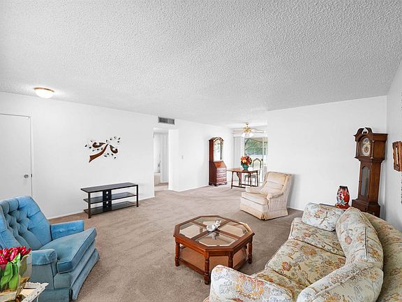 4th image of 10307 W Prairie Hills Cir