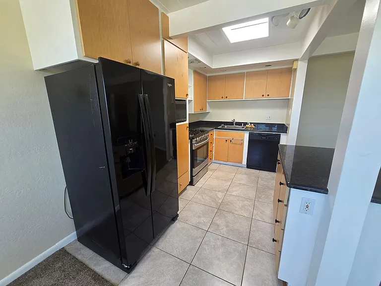 421 Golden Gate Ave — Photo 8