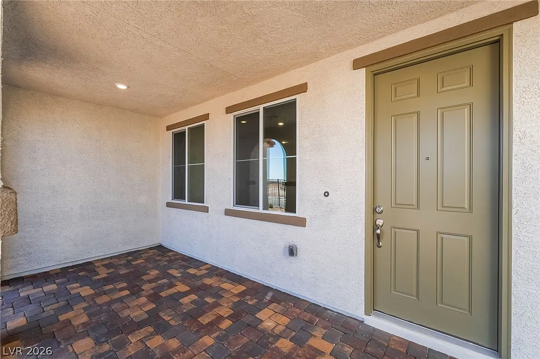 3 bed, 2.5 bath, 1668 sqft, $2,095 — Photo 4