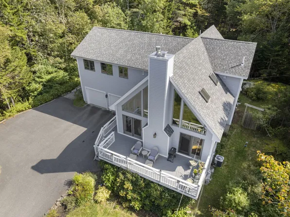 111 Reach Road, Harpswell, ME 04079