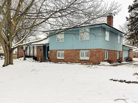 2nd image of 1646 Oakwood Dr