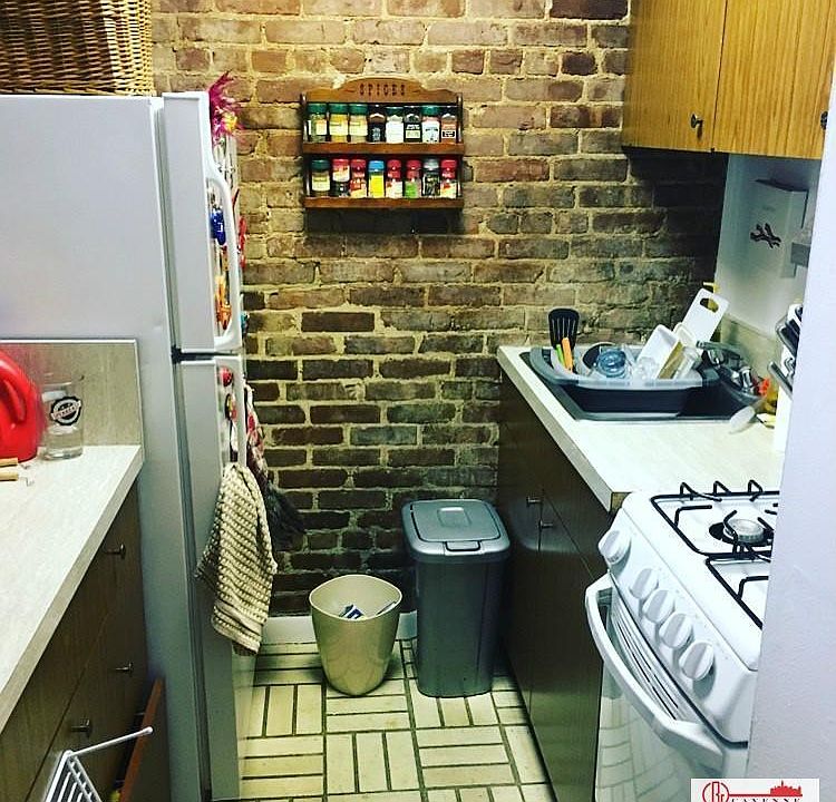2nd image of 219 E 81st St APT 1F