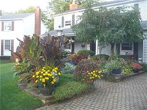 2nd image of 29 Sunbury Ct