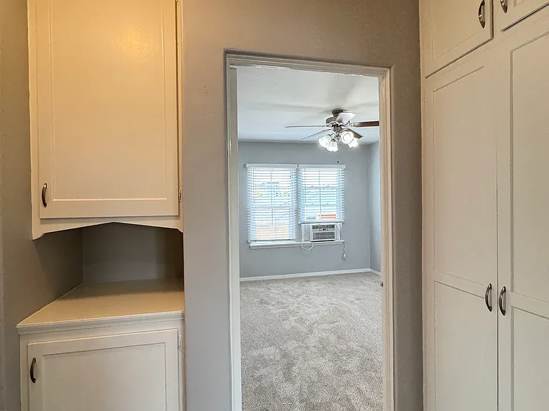 2975 Laurel St #19 — Photo 15