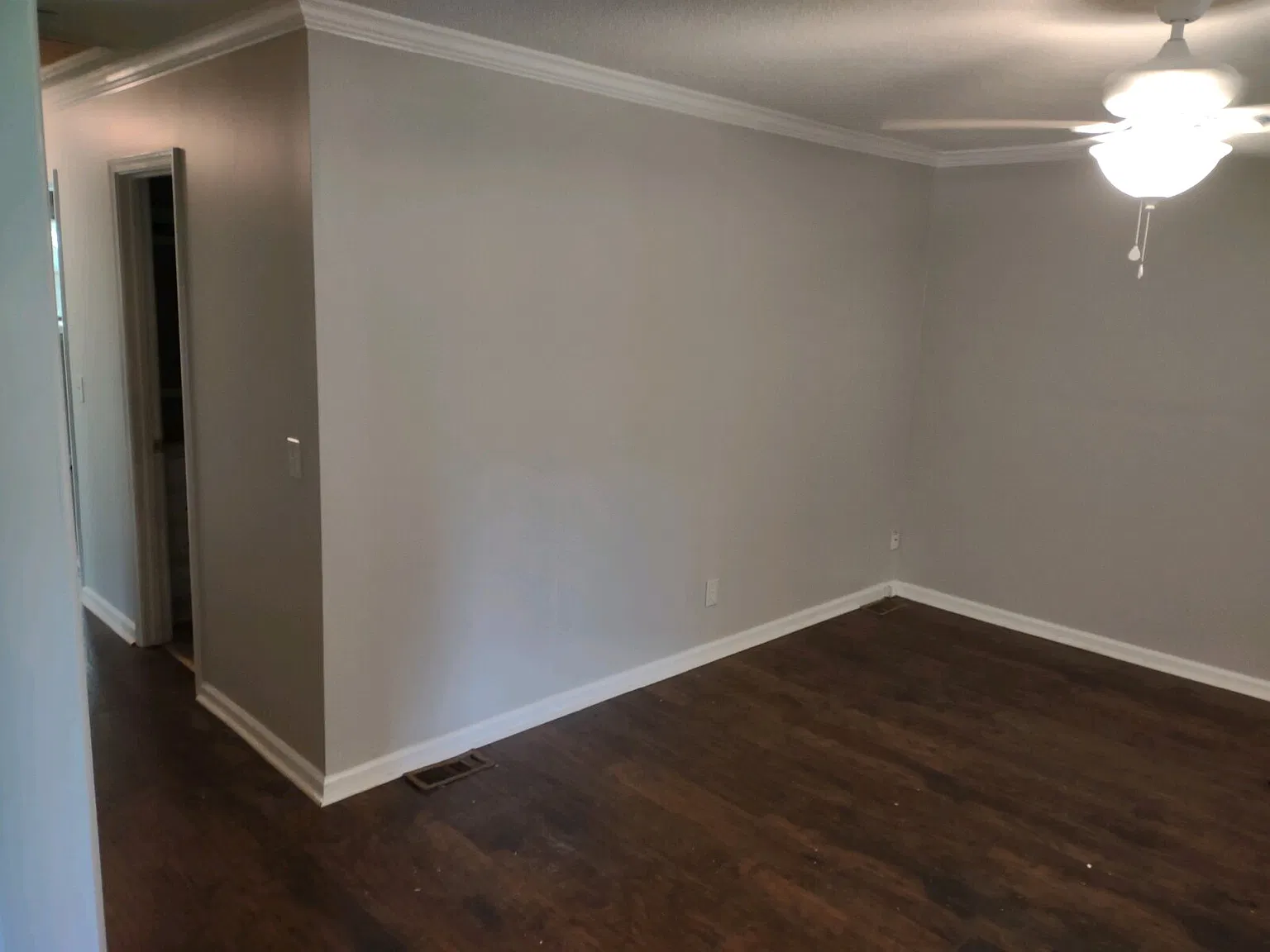 3 bed, 2.0 bath, 1218 sqft, $1,250 — Photo 2