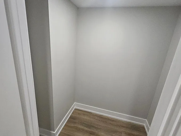 852 Aspen Ter #LOWER — Photo 17