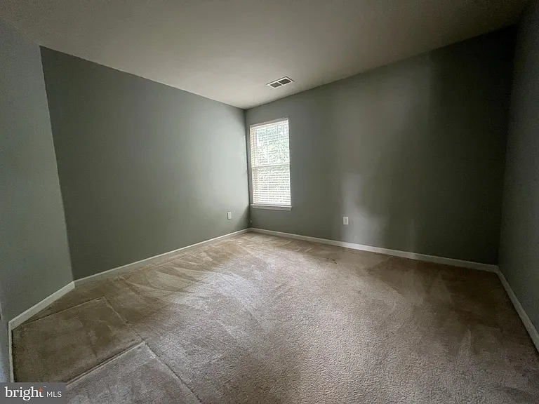 4511 Nightingale Ct — Photo 13