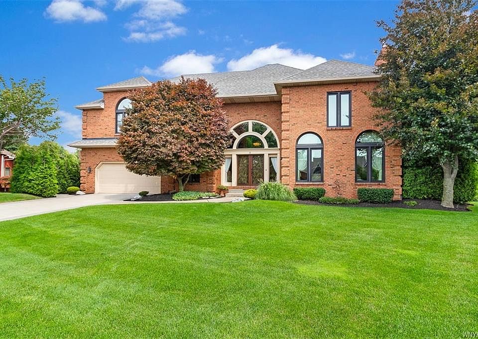 1st image of 11 Turnberry Ct