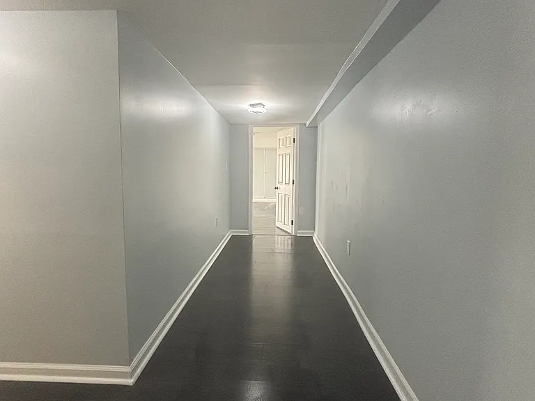 2431 Arunah Ave #B — Photo 13