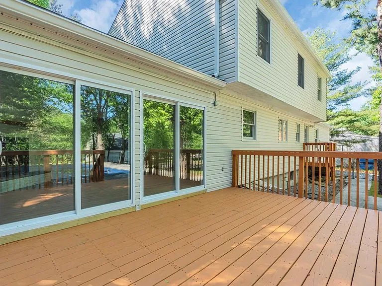 633 Eltone Rd — Photo 50
